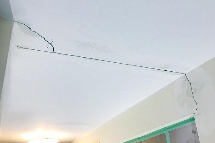 CÁCH CHỐNG THẤM TRẦN NHÀ BỊ NỨT ĐƠN GIẢN, HIỆU QUẢ CHO BẠN